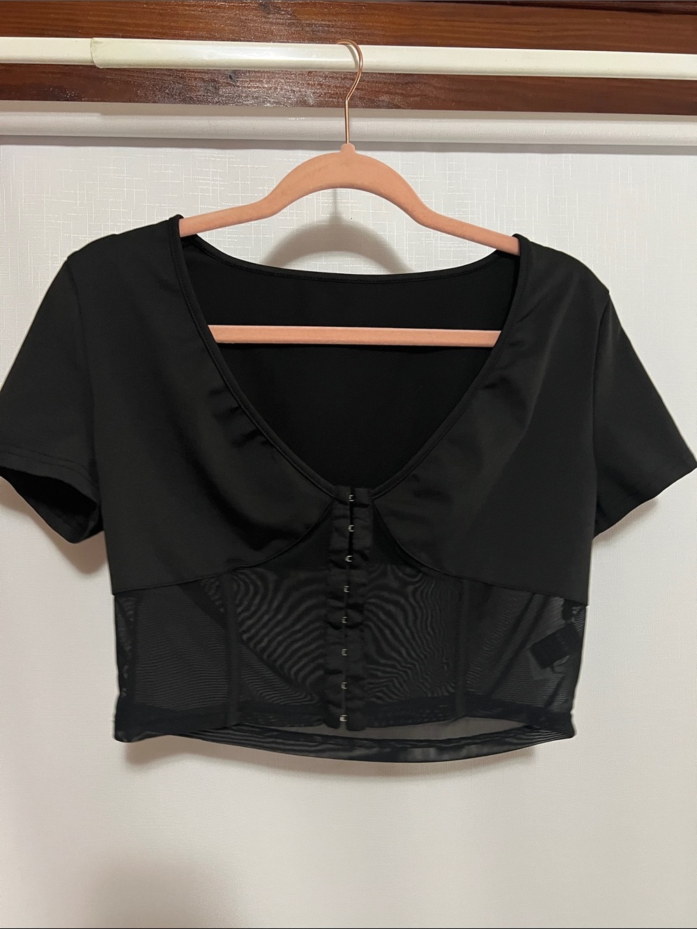 SHEIN Black Short Sleeve Crop Top with Mesh Panel and Hook Closure